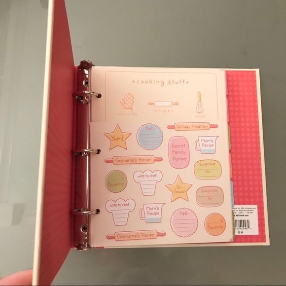 New Kids Recipe Organizer from Hallmark - Picture 4 of 5